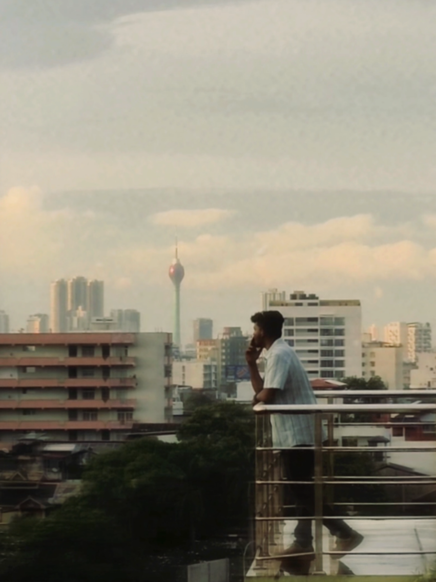 කීමටනම් බොහෝදේ ඇත ඇසීමට කිසිවෙකුත් මා අසල නැත