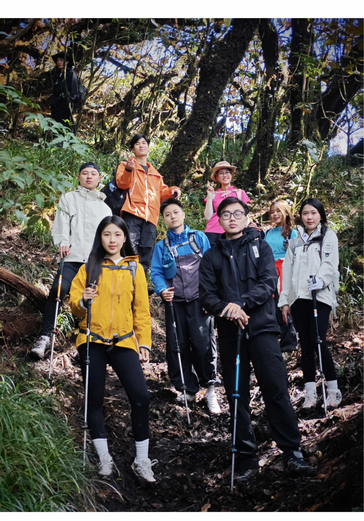 Mang ngay 10 đỉnh núi nữa tới đây 😎 #ngoquynhrv #trekking #trekkingtaxua #trend #viral 