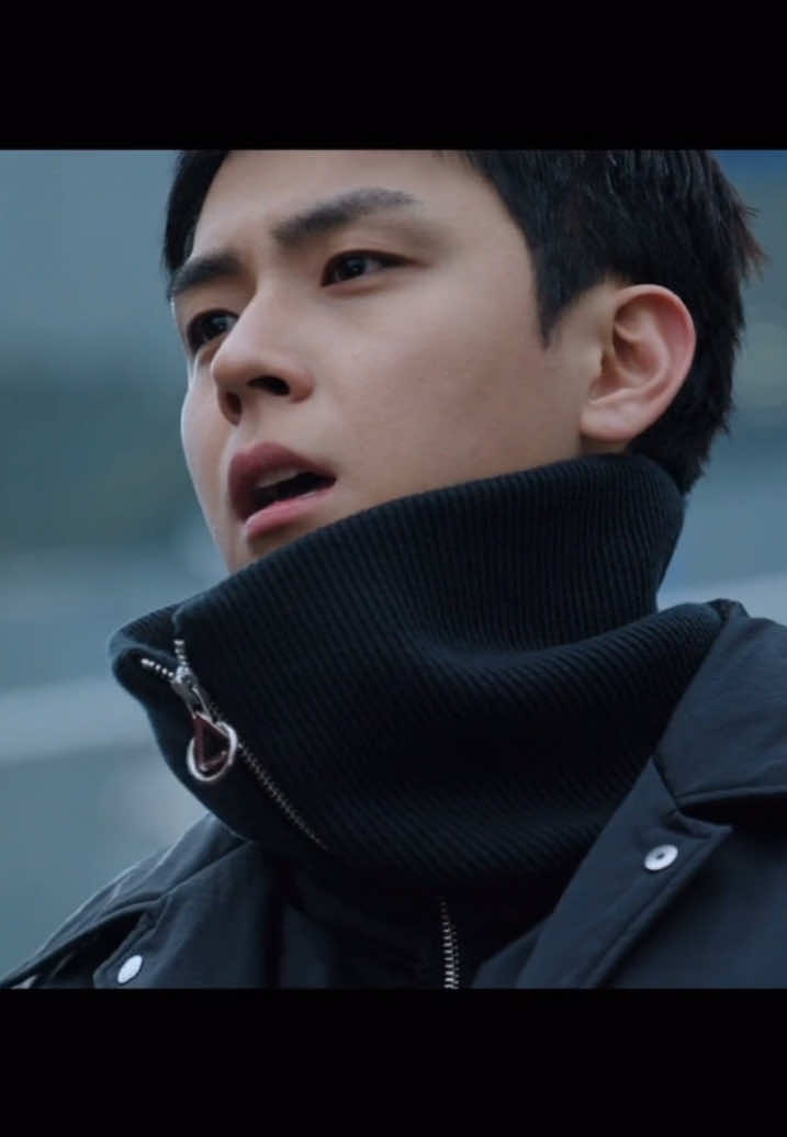 Lốp trưởng mạnh nhất lịch sử 😆😆 Kim Do Hoon sinh ngày 15/09/1998, là diễn viên người Hàn Quốc. Anh tốt nghiệp đại học Chung-Ang, hiện đang đảm nhận vai nam 8 trong bộ phim “Dear X” #kimdohoon #dearx #kimyoojung #kimyoungdae #viral 