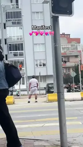 kız neşesiiii🪩💗🌸🌌🎀