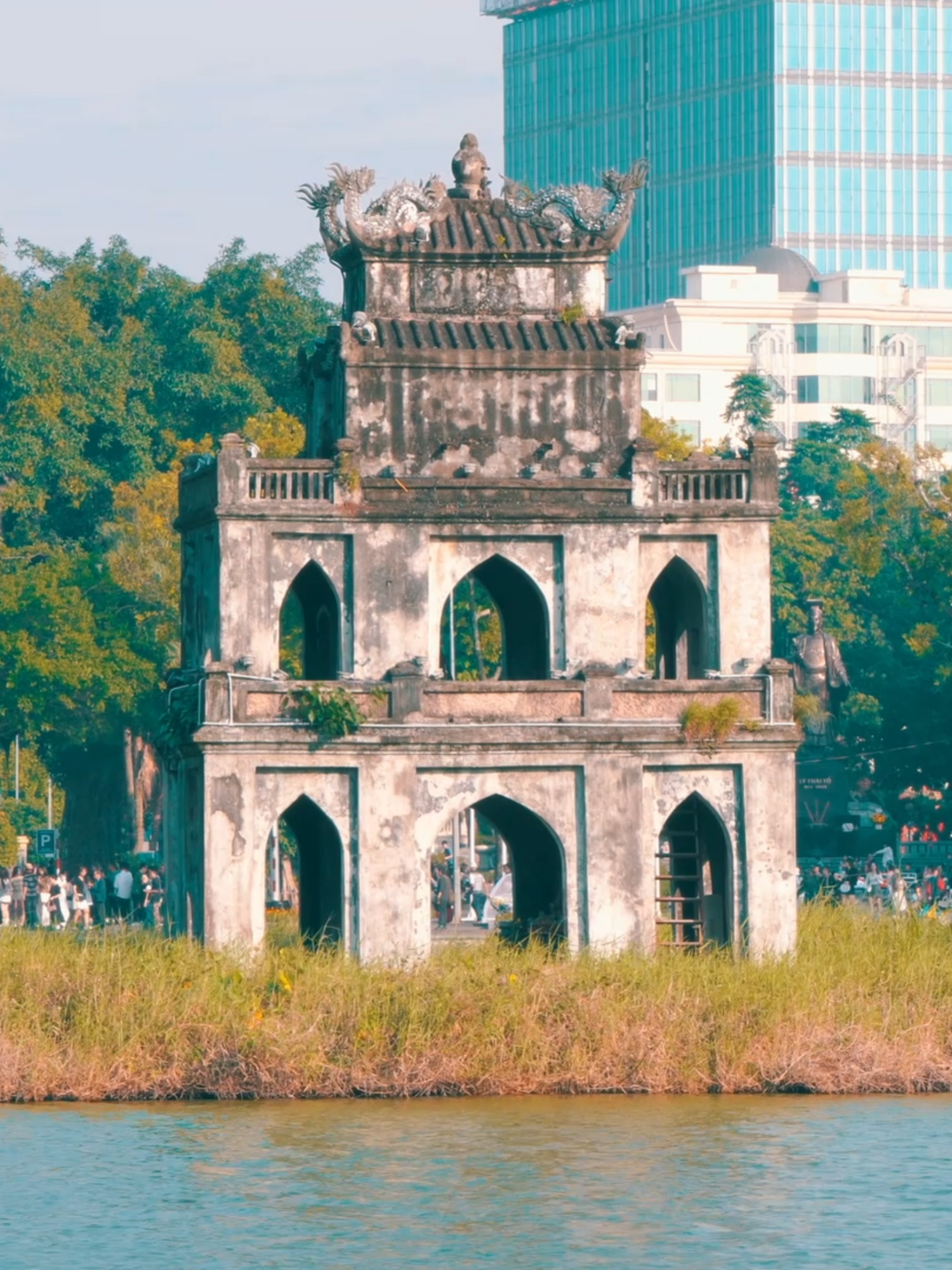 Hồ Gươm cuối thu#cinematic #thanh #sony #viral #thu #hoguom #hanoi #vietnam #shortfilm #thuhanoi #missyou