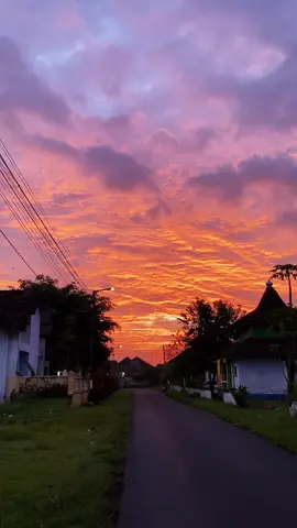 فقدان شخص ما دون مقابلته هو أعلى طريقة للحب 