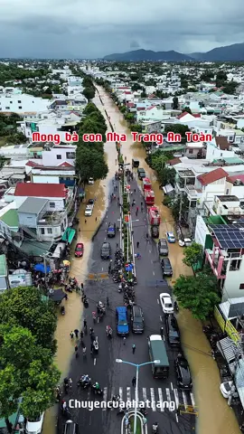 Càng về đêm nước lũ càng về, lực lượng chức năng đang ứng cứu trong đêm#lulut #chuyencuanhatrang #mua #xuhuong #fyp 