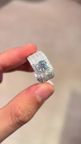 Vàng Trắng full kim Moissanite chủ 7,2ly siêu lửa ạ 💎 #cambodia #trangsuc #fyp #phanhungluxury #nhannammoissanite 