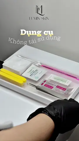 Dụng cụ lấy mụn 1 lần – không tái dùng – không lo nhiễm khuẩn. Da bạn xứng đáng với sự an toàn tuyệt đối. —— LUMIN SKIN —— ⏰ Mở cửa hằng ngày: 08:00 – 20:00 (Sau 21h, chỉ cần nhắn trước – LUMIN sẽ chờ bạn ✨) 📱 Booking/Zalo: 0979 107 773 📍 Địa chỉ: 379/18 Tân Hoà Đông, P. Bình Trị Đông, Bình Tân, TP.HCM #ChamSocDaBinhTan #DieuTriMunBinhTan #LuminskinBinhTan #SpaBinhTan #TrietLongBinhTan