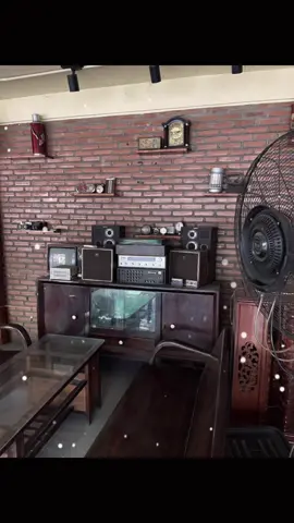 Nụ cười hôm qua còn chưa xóa kỉ niệm…! #nhachaymoingay #nhacbuontamtrang #buon #tamtrang #xuhuong 