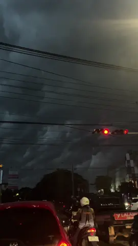 Surabaya, 17 November 2025