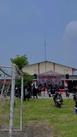 Kapan yo R-NEW  nduwe acara koyo ngene😊 #rnewjogja  #rnewjogjastyle #menyalaabangkuh🔥  #butuhsponsor #jamnasvegasolo