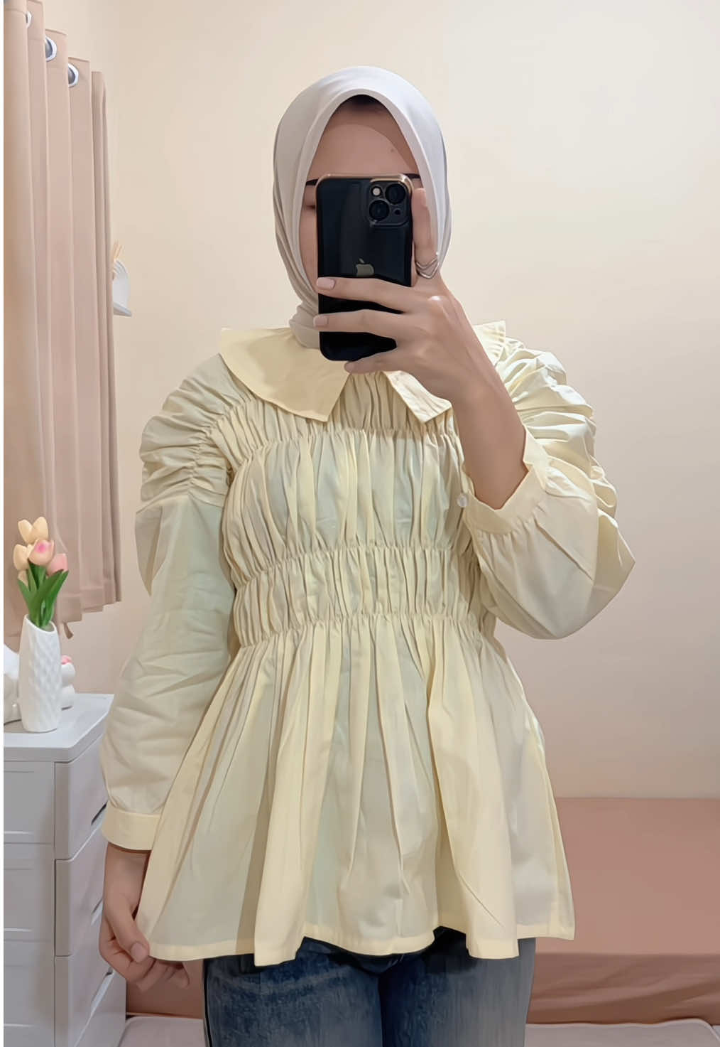 Blouse cantik💛 #OOTD #blouseserut #outfitideas #outfitinspo 