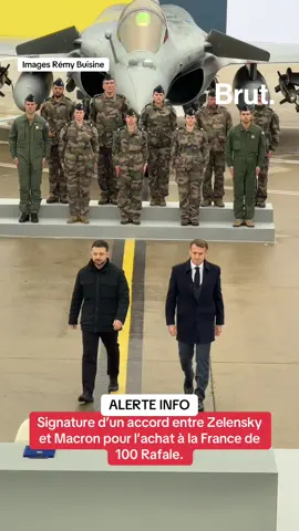 Signature d’un accord entre Zelensky  et Macron pour l’achat à la France de 100 Rafale. #zelensky #macron 