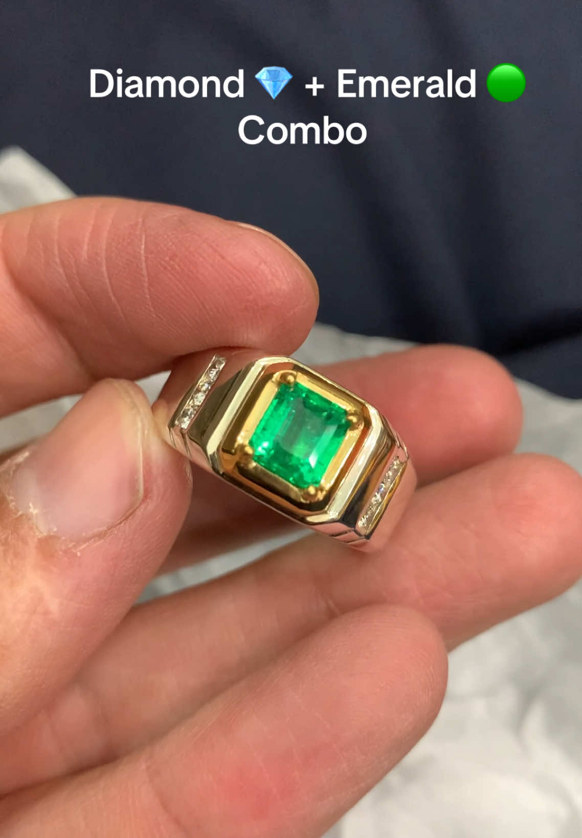 💎 The Silver Forest Emerald Ring 🌿🟢 #emerladcut #topquality #emeraldgreen #gemstones #foryoupage❤️❤️ #fytシ #fytシ #gems #fypdong #gemstones #fashiontiktok #gems #emerald #jewelry #yt 