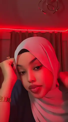 Dhabuu Aniga iga yahay😩😩😩😩 #munerrra  #duet #fyp #viral 