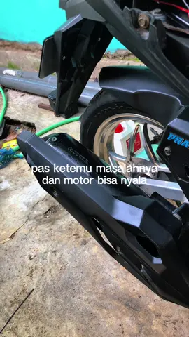 emang bab1111😭 tolong dong para sepuh led old #vario125 #varioledold 