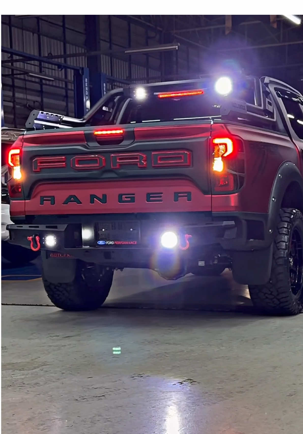 Ford Ranger Sport 4x4 6AT♥️ ค่าตัว 1,089,000.- ใส่ชุดเหล็กรอบคัน สนใจโทร 065-0538854 #บอลฟอร์ดโปรโมชั่น  #ฟอร์ดออโต้แกลเลอรี่ปทุม #ford  #ฟอร์ด #โปรโมชั่นฟอร์ดป้ายแดง #ฟอร์ดแต่ง  #fordperformance #fordthailand #รถแต่ง  #ฟอร์ดปทุมธานี #ฟอร์ดเรนเจอร์ #ฟอร์ดออฟโรด  #ฟอร์ดป้ายแดง #outlander #hamer  #คนรักฟอร์ด #tiktokรักรถ