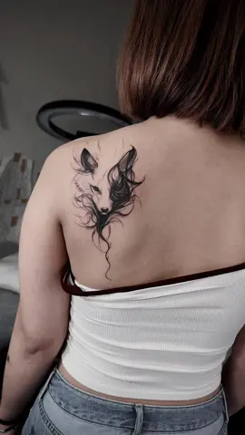 Hình xăm Cáo dạng khói mini cho các nàng 🥰🥰  #東京タトゥー#xamhinhtokyo#tattoo #xam_hinh_nghe_thuat #minitattoo 