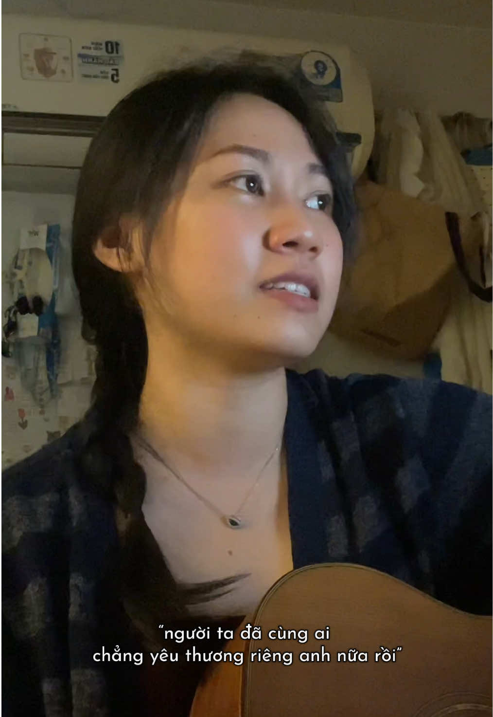 “Em ở đâu? Bên cạnh anh ít phút được không? 🥹” #xuhuong #toptags #hát #cover #foryou #fyp #xuhuongtiktok #xhtiktok #xh #music #chill #coverguitar #music #coversong #virals #guitarcover #DieuAi #hát 