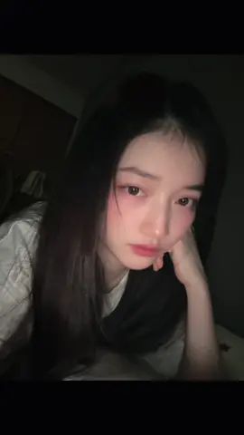 Từ qua đến h có thể là mỗi 5’ check ig 1 lần. Quá mợt mỏi..đi ngủ đây. Kệ đi mai mở mắt ra tới đâu tới. Bị trêu đùa quá đủ rồi…. o(｀ω´ )o  #hjfgk #pls