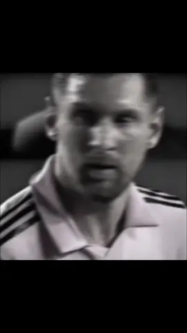 بتمنى انساك 😔.! #lionelmessi #fcbarcelona #football #fyp #intermiamicf 