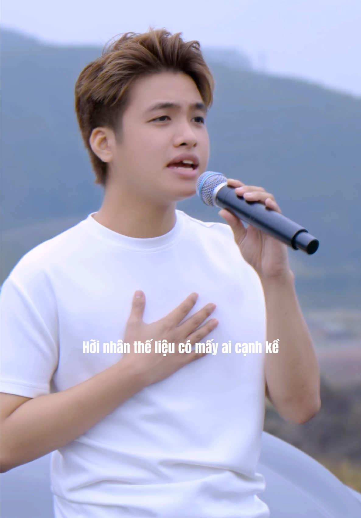 Người luyến lưu cả đời không phải người đẹp trên thế gian… #thautinh #legiabao #legiabaocover 