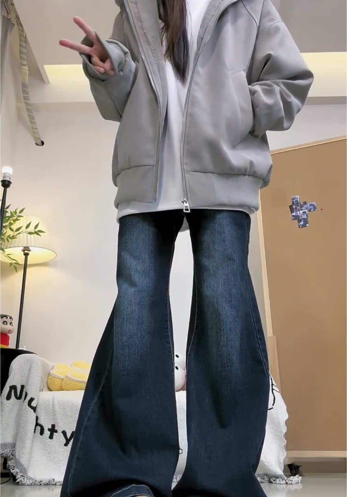 Trời lạnh chỉ cần chiếc áo này là đủ 🧸 Siêu ấm – siêu nhẹ – siêu dễ phối. Mặc lên là chill hết nấc! hoodie #hoodiexinh #aokhoac #aokhoacnu #OOTD #outfit #outfitwinter 