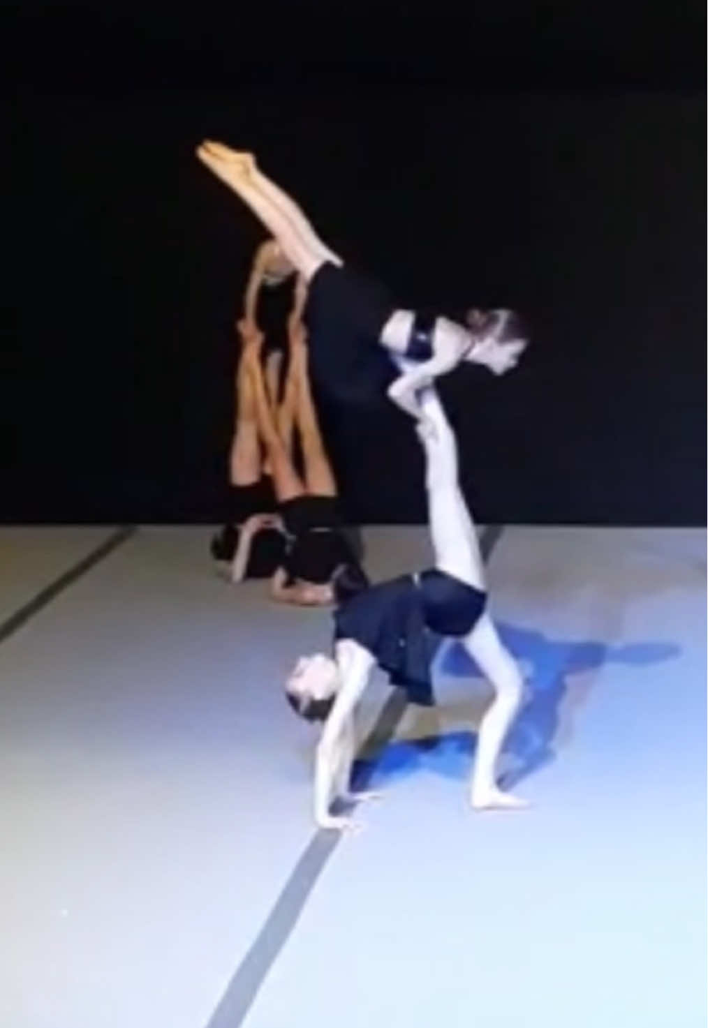 4 years ago ————————————— #cirque #gymnast #gymnastics #fyp #acrobaticgymnastics 