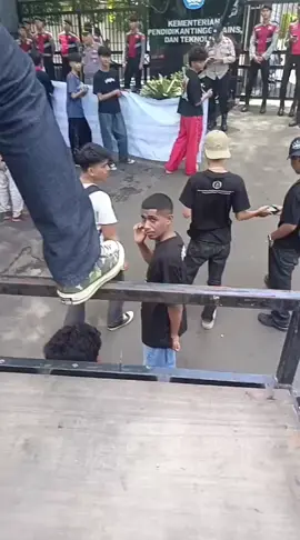 Aksi demo Koalisi Mahasiswa  & Pemuda Peduli Universitas Sumatera Utara (KAMPPUS) dI kantor Kemendiktisaintek dan KPK RI. #tolak_pilrek #usu #imipas #tangkap angkap  #muryantoamin 