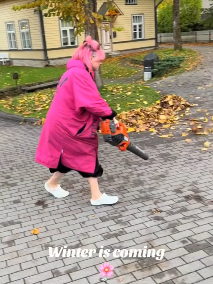 💨 Boost Your Blower. Clean Your Yard Faster! Tired of slow leaf cleanup? The Leaf Blower Air Booster supercharges your blower, sending leaves, grass, and debris flying with less effort. Quick to install, fits most blowers, and built to last – even in freezing temps! ✅ Double your airflow ✅ Move more leaves in less time ✅ Easy, secure installation Upgrade your yard work today. Fast. Easy. Powerful.