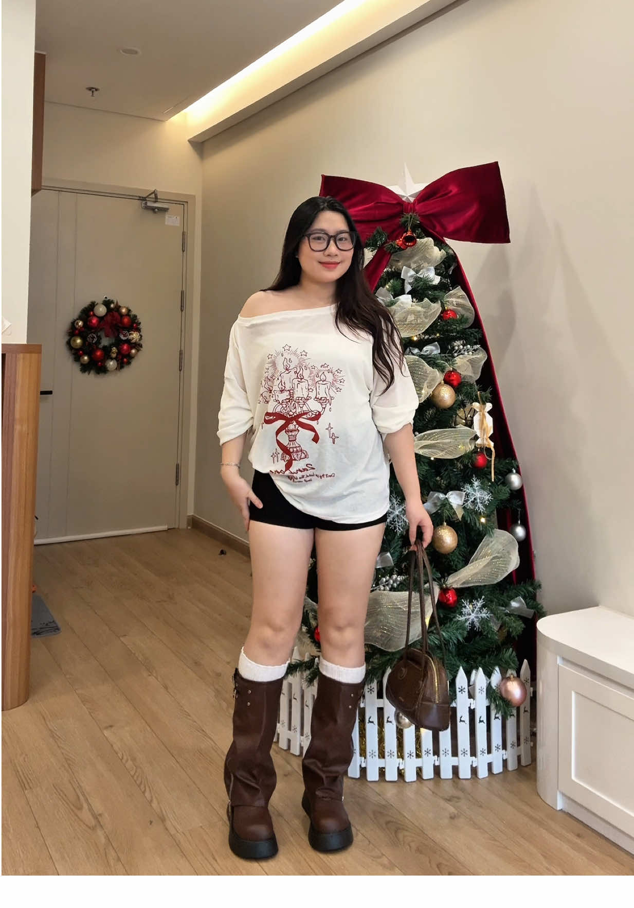 Vai đô nhưng vẫn thích hở vai#chubby #phoido #bigsize #noel 