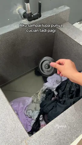 Untung ada partner mesin cuci pas beres pas adzan👏🏻