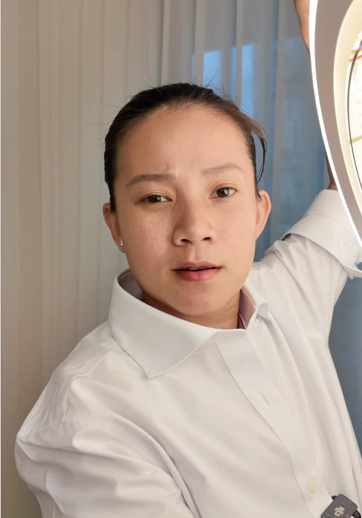 Em đèn có độ hoàn màu cao giúp nội thất trong nhà trông đẹp và đúng màu, sang hơn 🙂‍↔️ #dentrangtri #dentran #trangtriphongngu #thietkenhadep #thietkenoithat 