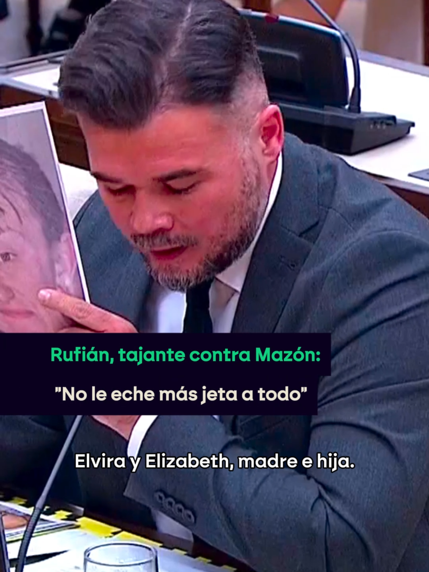 Gabriel Rufián describe ante Mazón las situaciones en las que las víctimas de la DANA morían mientras él seguía comiendo en El Ventorro.  🗣️ 