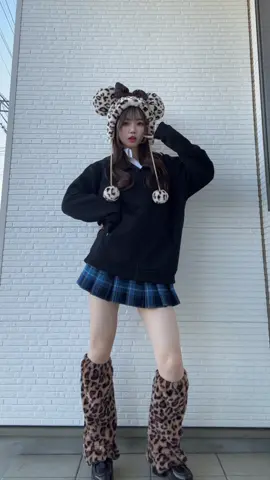 ローソンの盛りすぎチャレンジのロールケーキ探しに行ったら1店舗目にあって2個買った🧁💖 #09 #fyp #埼玉 #シャドバン中 #盛りすぎチャレンジ 