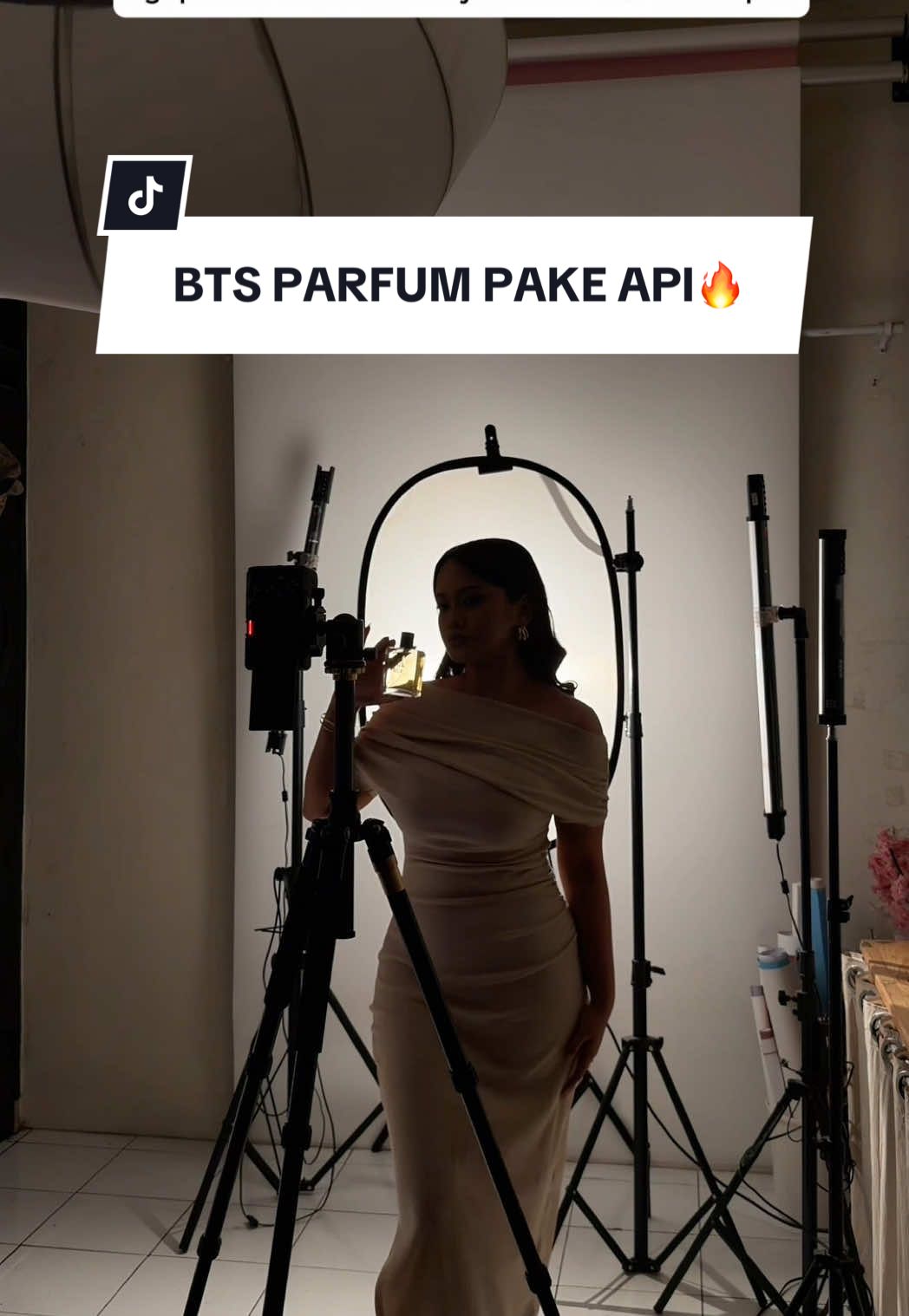 kesabaran setipis tissue berkelahi dengan bikin video☺️🫵🏼  #behindthescenes #productvideography #contentcreator #dibaliklayar #ugc 