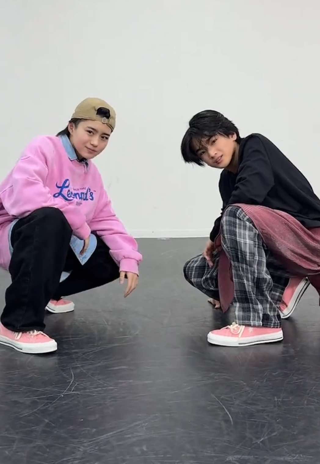 大好きな色で🐤🐤 スニーカー返し👟👟🎁 #宮岡大愛 #山岸想 #だいあんどそう #だいそう