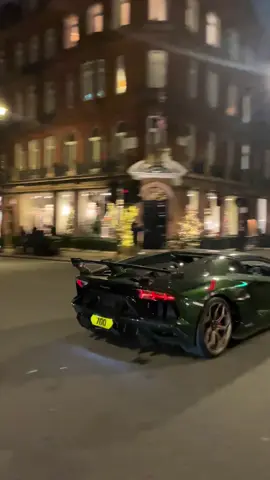 @Gintani SVJ Screaming on streets of London  #aventador #svj #gintani #gintanisvj #carspotting 