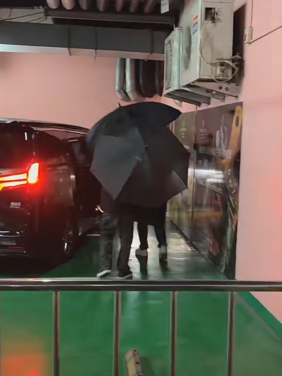 17.11.25 16.35 cst 🐰 เลิกงานแล้วพักผ่อนคับคนเก่ง🫰🥰❤️#肖战 #เซียวจ้าน #เซียวจ้าน肖战xiaozhan #tiktok #小城良方 