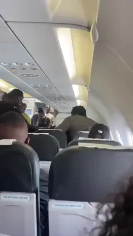 Mr Jollof and VDM fighting inside a plane. #vdm #mejollof #verydarkman #fyp #viralvideos 