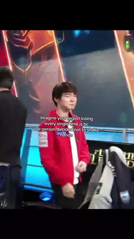 poor guy was probably DEVASTED he lost and didnt know faker was there or he was js pety we never know honestly🥹💀 Be egoistic or prideful for all you want but doing it to FAKER is js asking for generational karma lmaooo #LoL #leagueoflegends #t1 #foryoupage #faker 