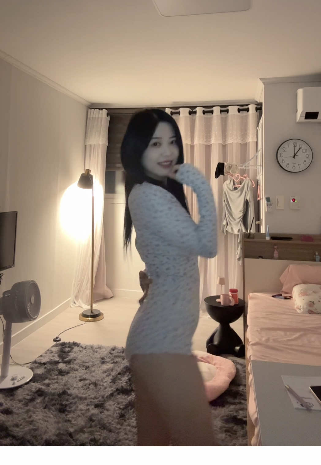 이거 춤 넘 어려운 거 가태 ㅠ