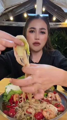 ส้มตำเผ็ดสามโลกยังสู้อยู่ แต่วูบวาบนี่บ่ไหวเด้อแม่ 😳🔥ลองMenora💜🩷เบิ่งแหน่ เดี๋ยวได้กลับมาแซ่บคือเก่า บ่มีอาการฮ้อนขึ้นหน้าคือผีไฟ“  #วัยทอง  #menorabrand 