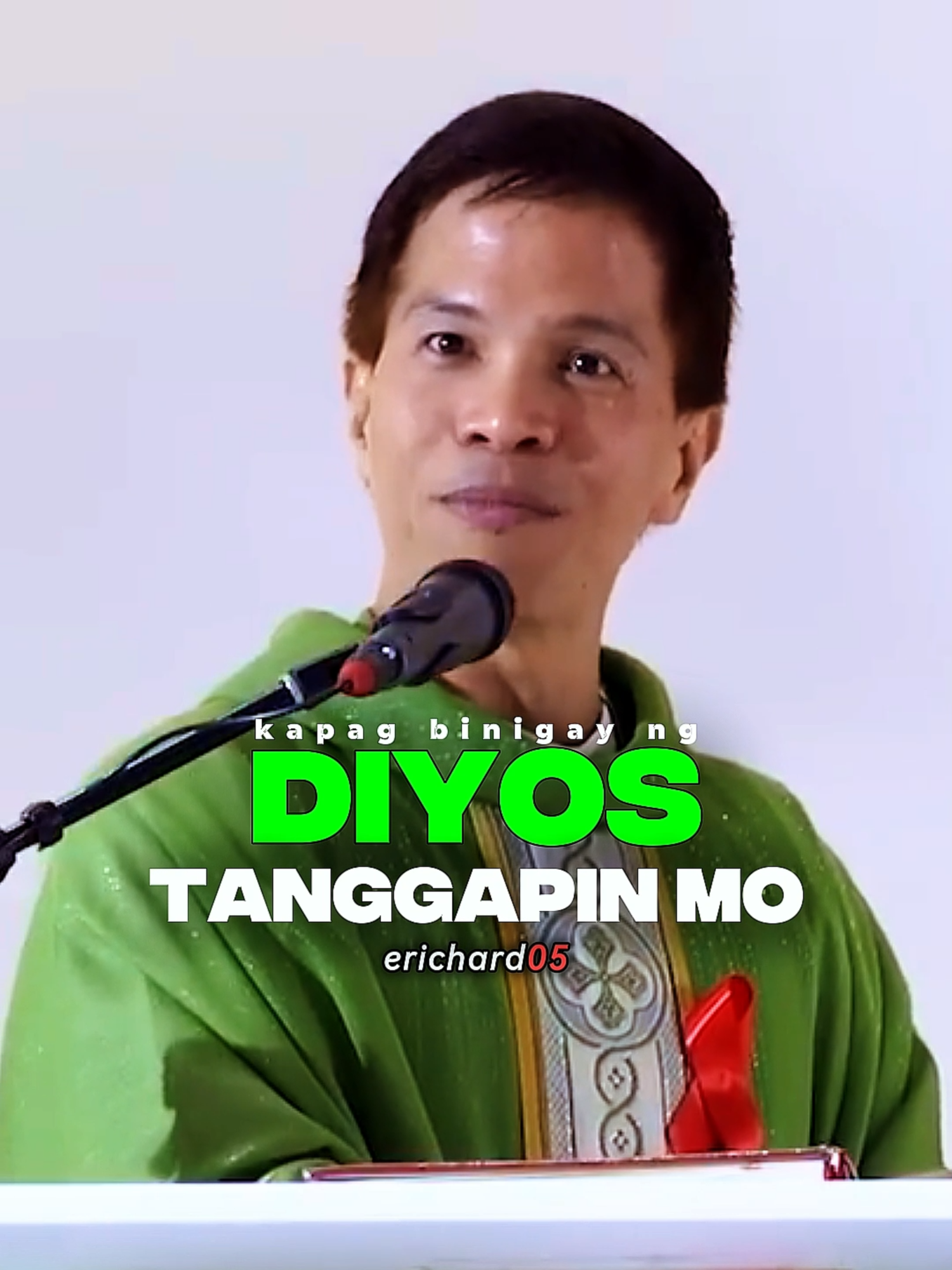 Kapag binigay ng Diyos, tanggapin mo. Wag magtampo, wag magalit — may dahilan Siya sa timing ng lahat. 🙏✨  #FaithTalk #LifeWisdom #TagalogQuotes