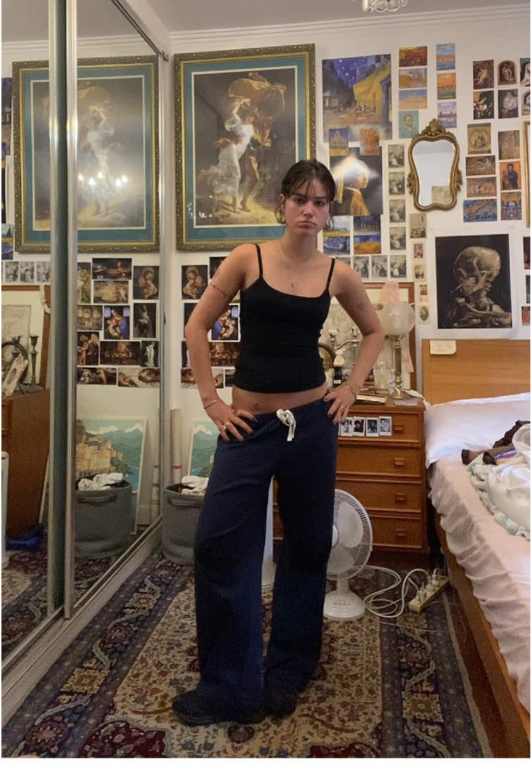 red face cause pilates kicked my butt 😔