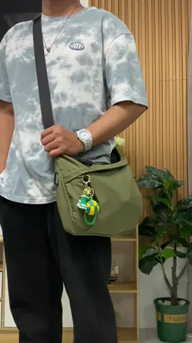 Ganda talaga!! #slingbag #shoulderbag #crossbodybag 