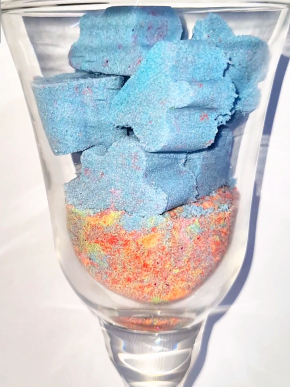 Very satisfying and relaxing kinetic sand ASMR#satisfying #relax #ASMR #sand #oddlysatisfying 