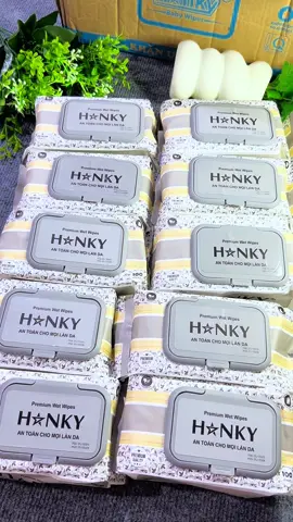 Thùng 10 gói khăn ướt Hanky #emchintaphoa #xh #xuhuong #khanuot 
