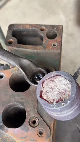 Remover parafuso  #Usinagem #machining  #machine #cnc #soldador   