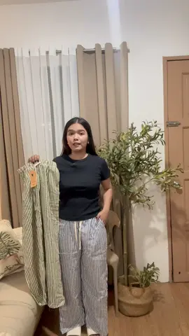 Pants para sa mga kinulang sa height 😂 #pants #squarepants #stripepants 