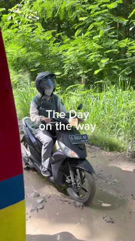 ahli gizi arogan? pak, kami mahasiswa gizi rela menempuh jalan jauh nan berbatu nan berkelok, ke pelosok negeri, untuk meneliti MBG di desa dengan sepenuh hati lho, pak. ☺️💗 #ahligizi #MBG #SPPG #mahasiswagizi #gizi