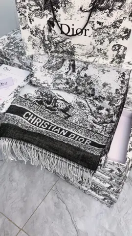 Unbox con khăn ấm áp sành điệu#viral #xh #tiktok #fyp 