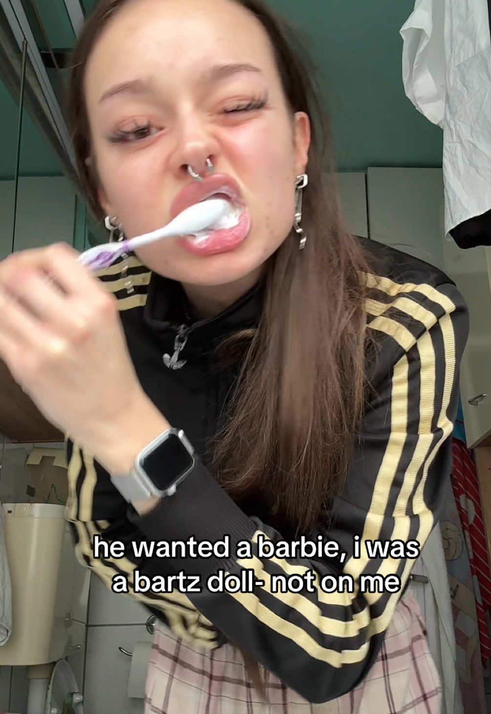 #y2k #alt #brunettegirl #staywoke #facecard 